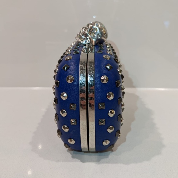 [Authentic] Alexander McQueen Skull Box Studded Clutch - Picture 7 of 7